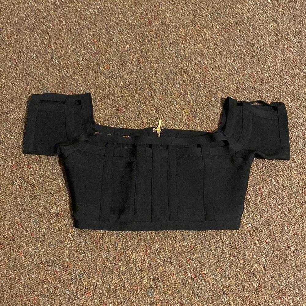 Bebe Crop Top